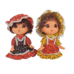 LOT 2 PETITES POUPEES STYLE...