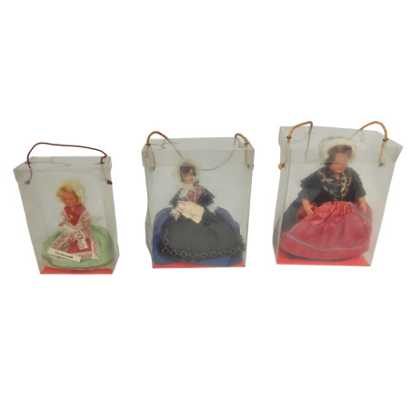 LOT DE 3 POUPEES FOLKLORIQUES ANCIENNES