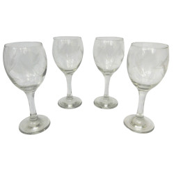 LOT 4 VERRES A VIN DECOR...