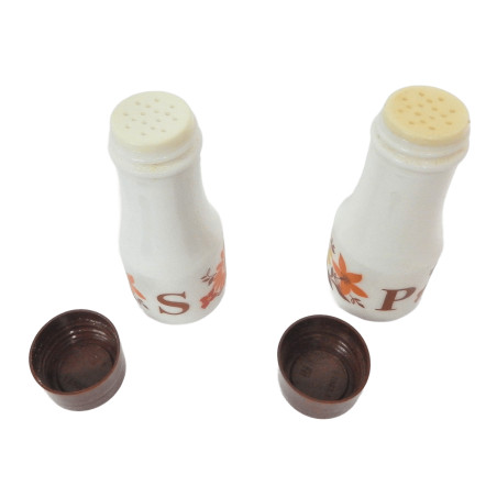 ENSEMBLE SALIERE POIVRIERE EN OPALINE VINTAGE