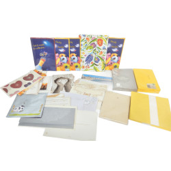 LOT DE CARTES ET ENVELOPPES...