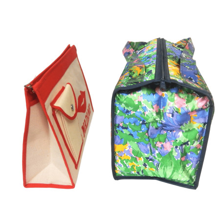 LOT 2 TROUSSES DE TOILETTE