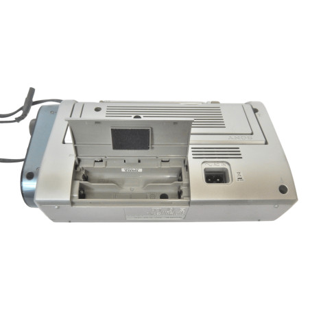 RADIO TRANSISTOR PO/GO/FM SONY ICF-704L