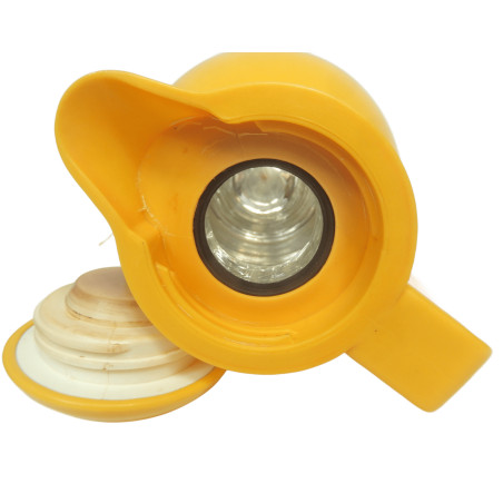 LOT 1 THERMOS 1L LEIFHEIT VINTAGE ET 1 THERMOS 1/2L INOX