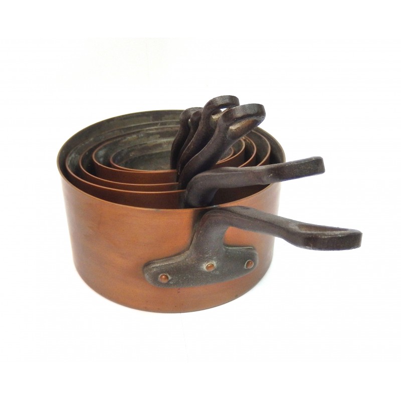 SERIE DE 6 CASSEROLES ANCIENNES EN CUIVRE ETAME Deposencheres