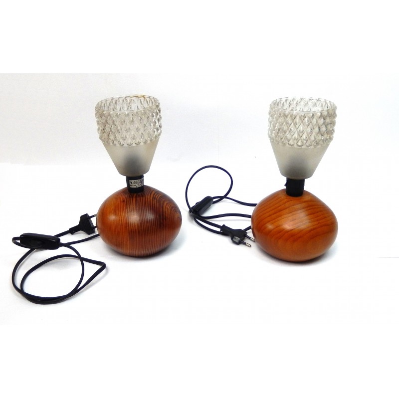 LOT 2 LAMPES DE CHEVET BASE EN BOIS LOT 2 LAMPES DE CHEVET BASE EN BOIS