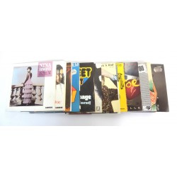 LOT 25 DISQUES 45 TOURS ANNEES 70/80 VARIETE FRANCAISE/INTERNATIONALE