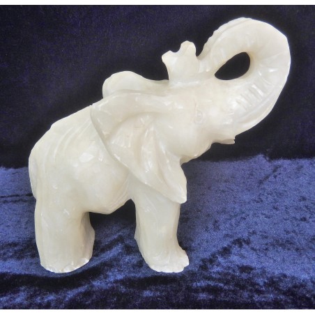 STATUETTE ELEPHANT EN ALBÂTRE HAUTEUR 21CM