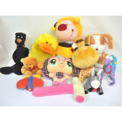 LOT DE 11 PELUCHES...