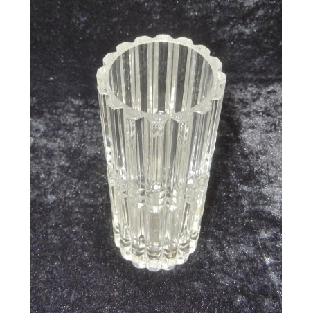 BEAU PETIT VASE EN CRISTAL HAUTEUR 16,8CM