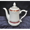 JOLIE CAFETIERE EN PORCELAINE DE POLOGNE WLOCLAWEK