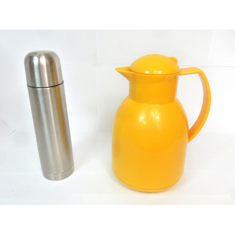 LOT 1 THERMOS 1L LEIFHEIT VINTAGE ET 1 THERMOS 1/2L INOX