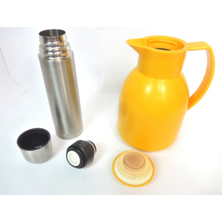 LOT 1 THERMOS 1L LEIFHEIT VINTAGE ET 1 THERMOS 1/2L INOX