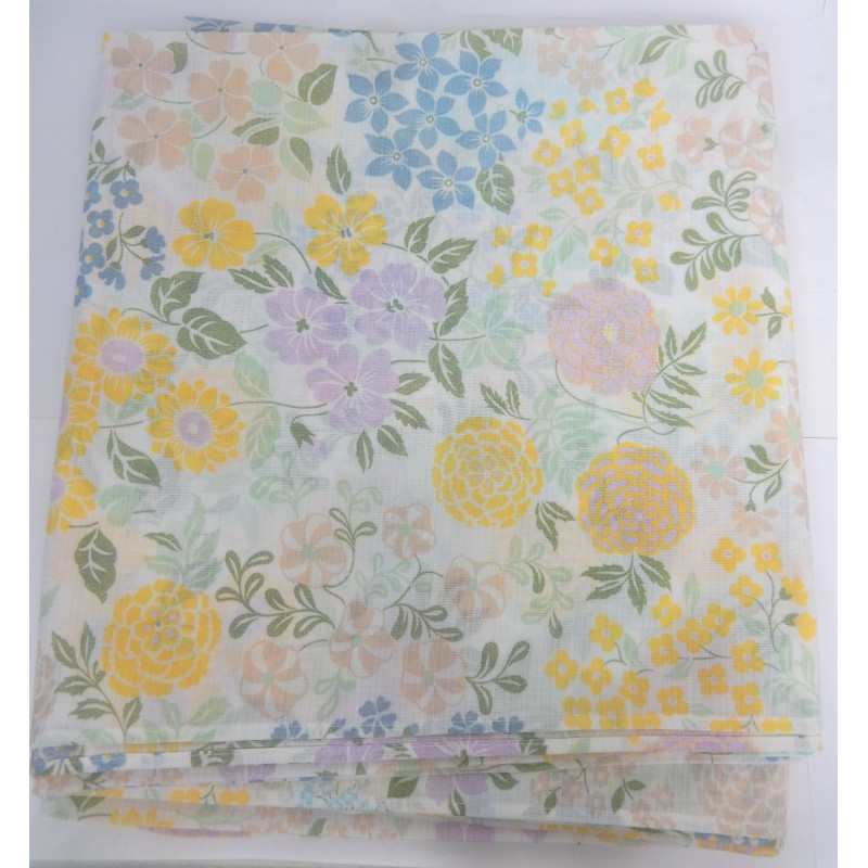 NAPPE FLEURS MULTICOLORES 150X300CM 100% POLYAMIDE