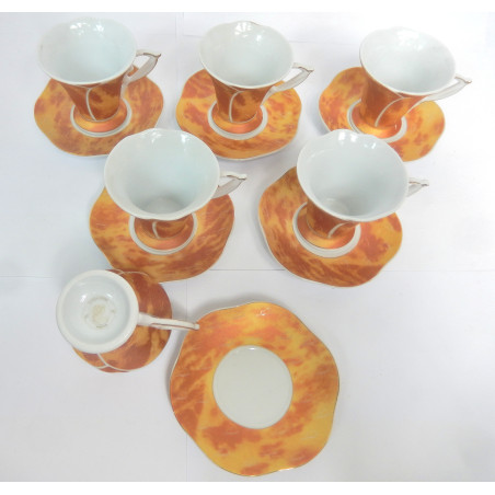 LOT 6 TASSES A CAFE AVEC SOUCOUPES COLLECTION MAISON