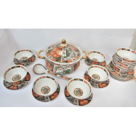 SERVICE A SOUPE CHINOISE PORCELAINE SOUPIERE 12 BOLS ET SOUCOUPES