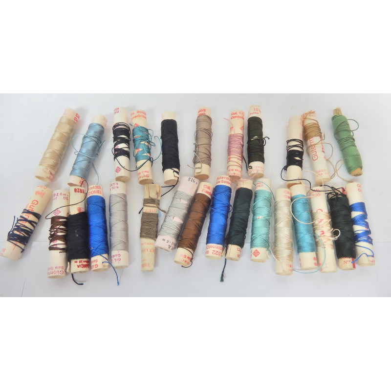 LOT 14 BOBINES CORDONNET DE SOIE GUTERMANN + 13 FONDS DE BOBINES