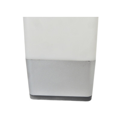 PETITE LAMPE DE TABLE VEILLEUSE AUTONOME A PILES