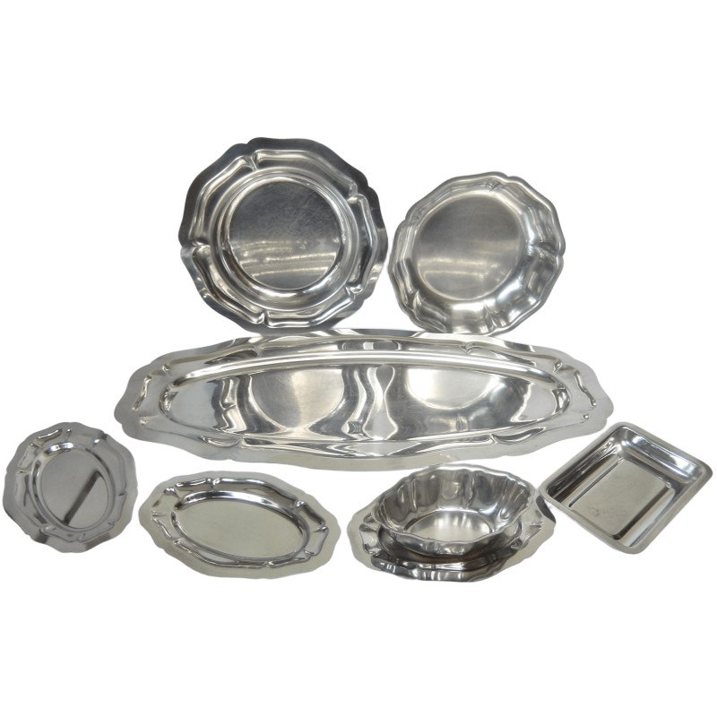 LOT PLATS ET SAUCIERE ACIER INOX 7 PIECES