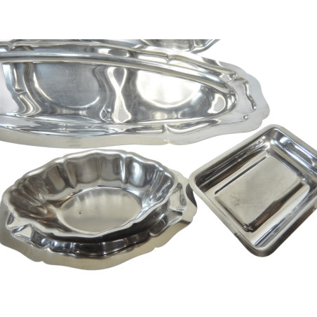 LOT PLATS ET SAUCIERE ACIER INOX 7 PIECES