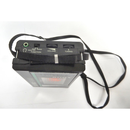 WALKMAN SONY WM-F22 CASSETTE ET RADIO AM/FM