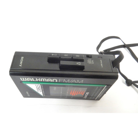WALKMAN SONY WM-F22 CASSETTE ET RADIO AM/FM